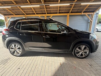 Used Peugeot 2008 2016 for sale - 76128924: Photo 4