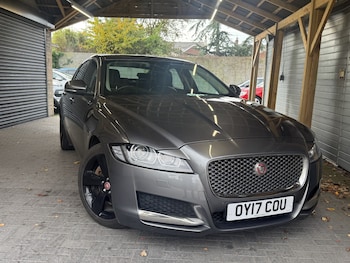 2017 - 2.0 d Portfolio 4-Door