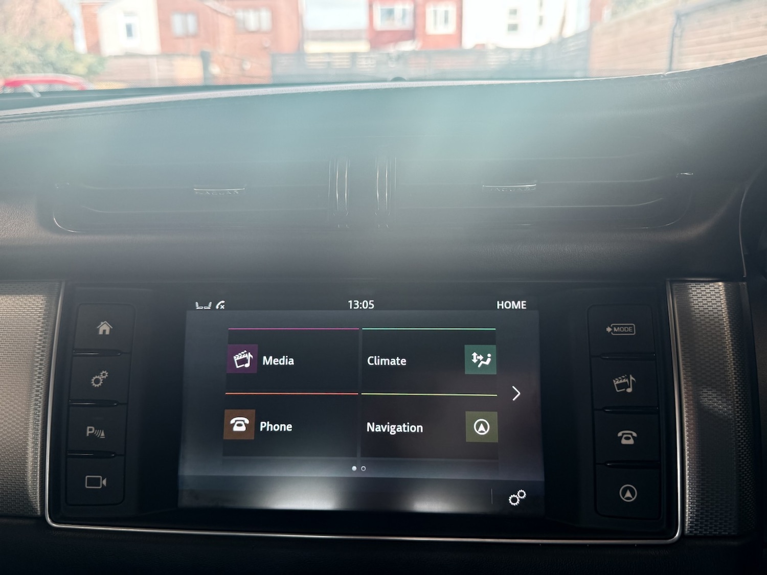 Used Jaguar XF 2017 for sale - 76177038: Photo 26