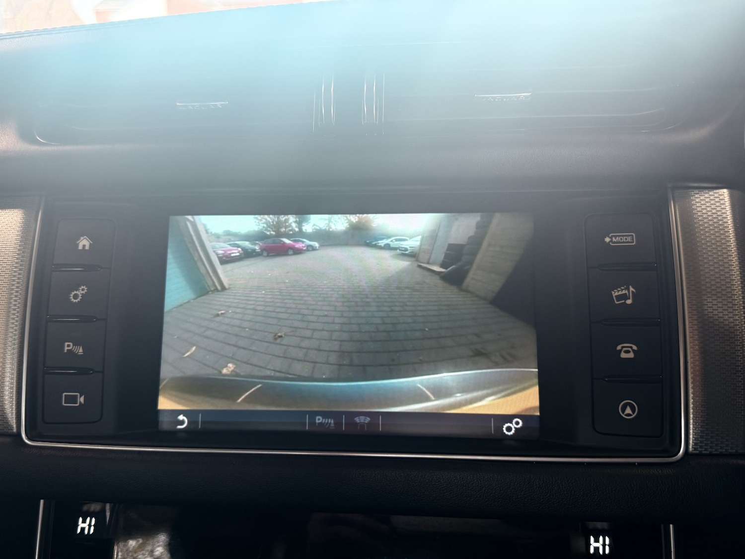 Used Jaguar XF 2017 for sale - 76177038: Photo 27