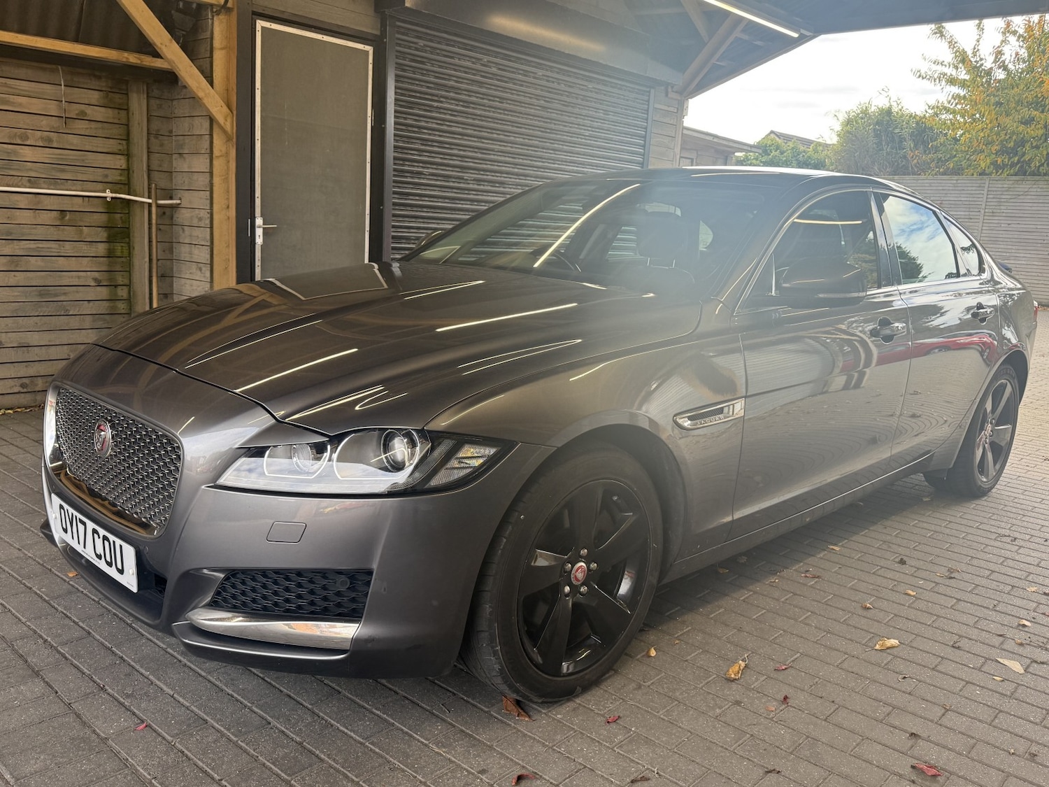 Used Jaguar XF 2017 for sale - 76177038: Photo 9