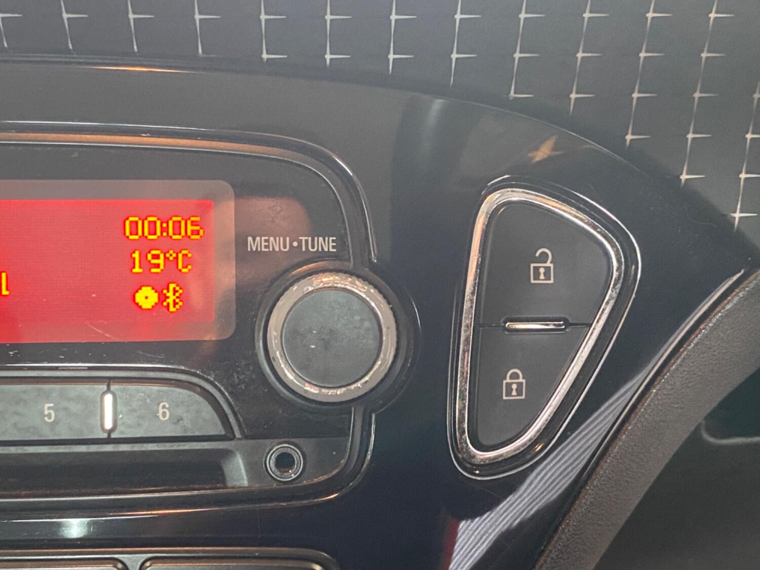 Used Vauxhall ADAM 2015 for sale - 76979564: Photo 35