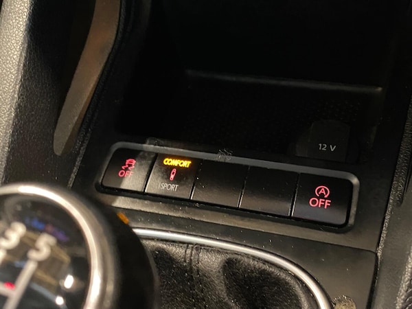 Used Volkswagen Scirocco 2012 for sale - 76246234: Photo 23