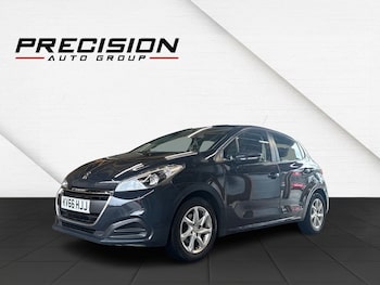 Used Peugeot 208 2016 for sale - 76510900: Photo