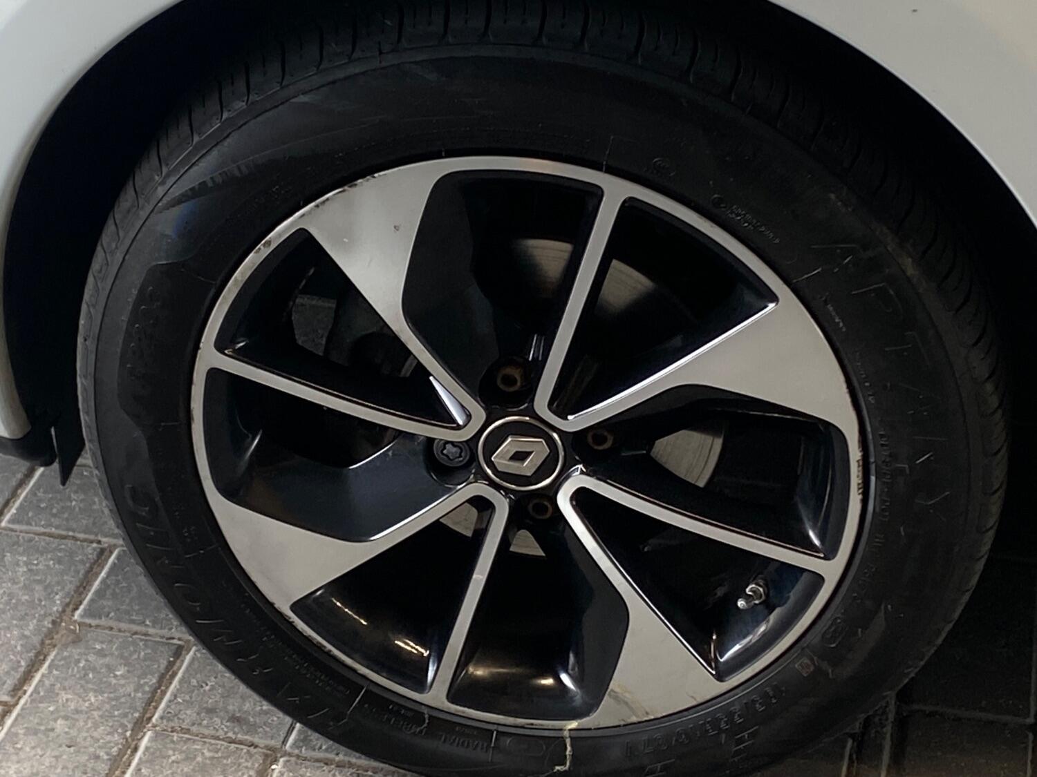 Used Renault Zoe 2019 for sale - 76177076: Photo 11