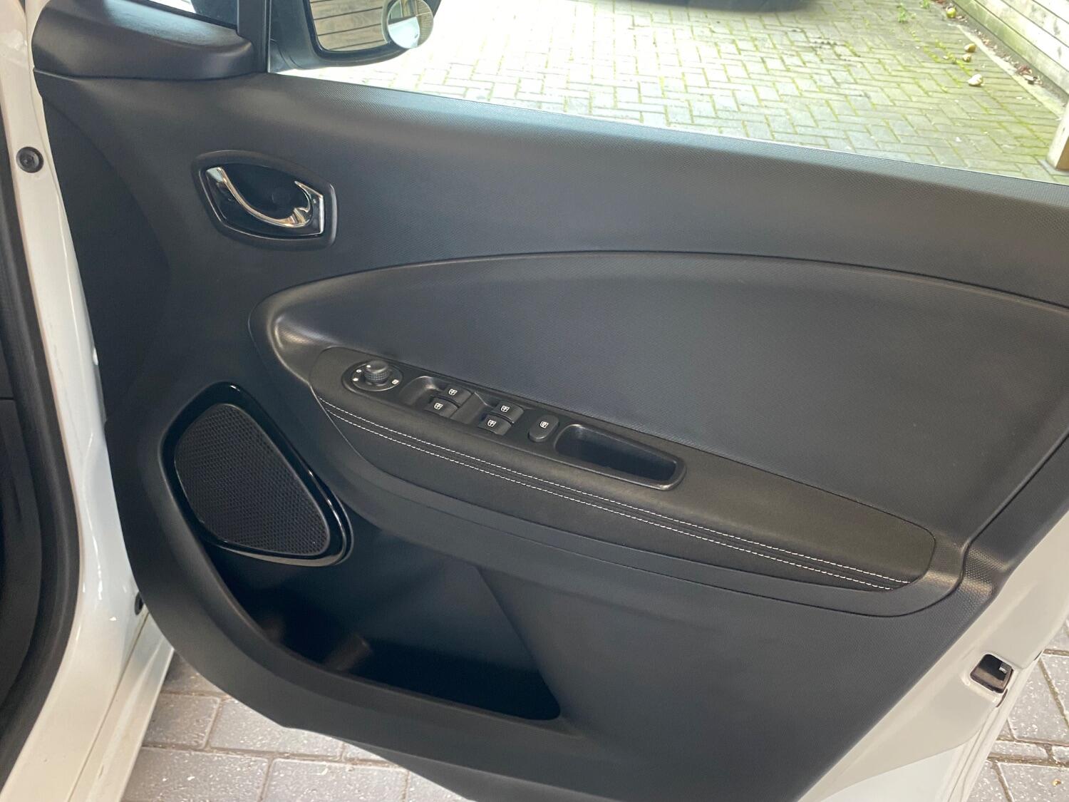 Used Renault Zoe 2019 for sale - 76177076: Photo 21