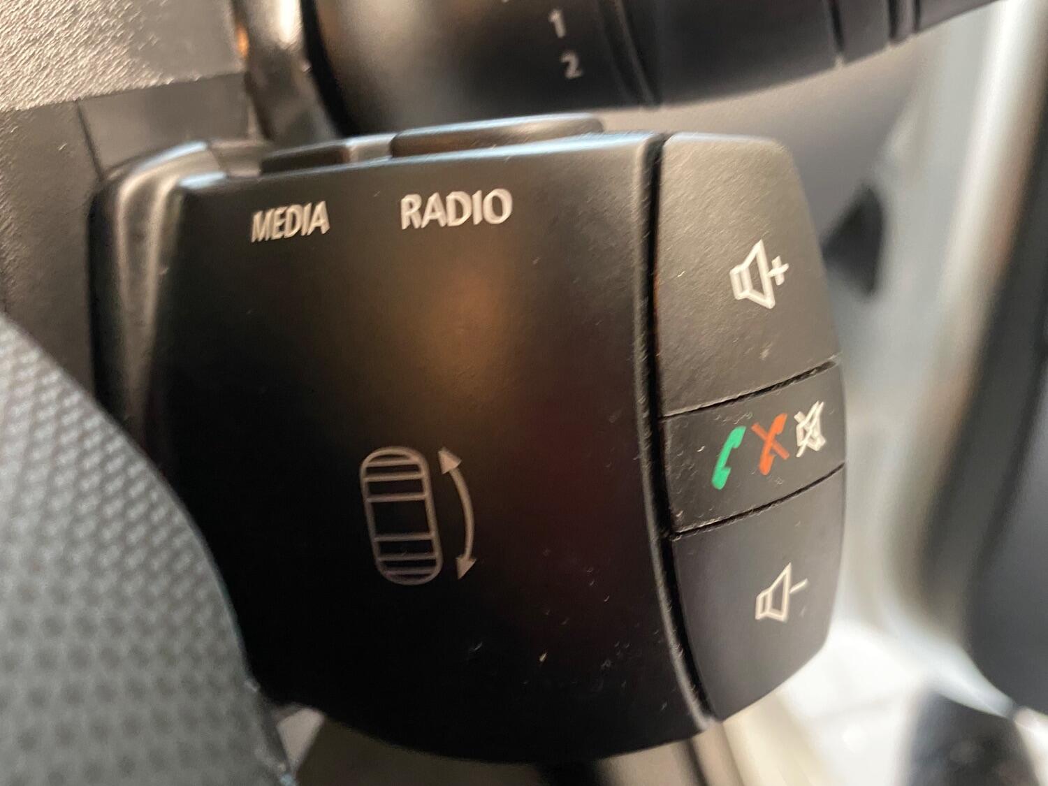 Used Renault Zoe 2019 for sale - 76177076: Photo 27