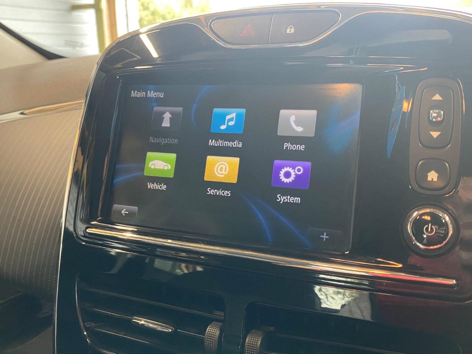 Used Renault Zoe 2019 for sale - 76177076: Photo 32