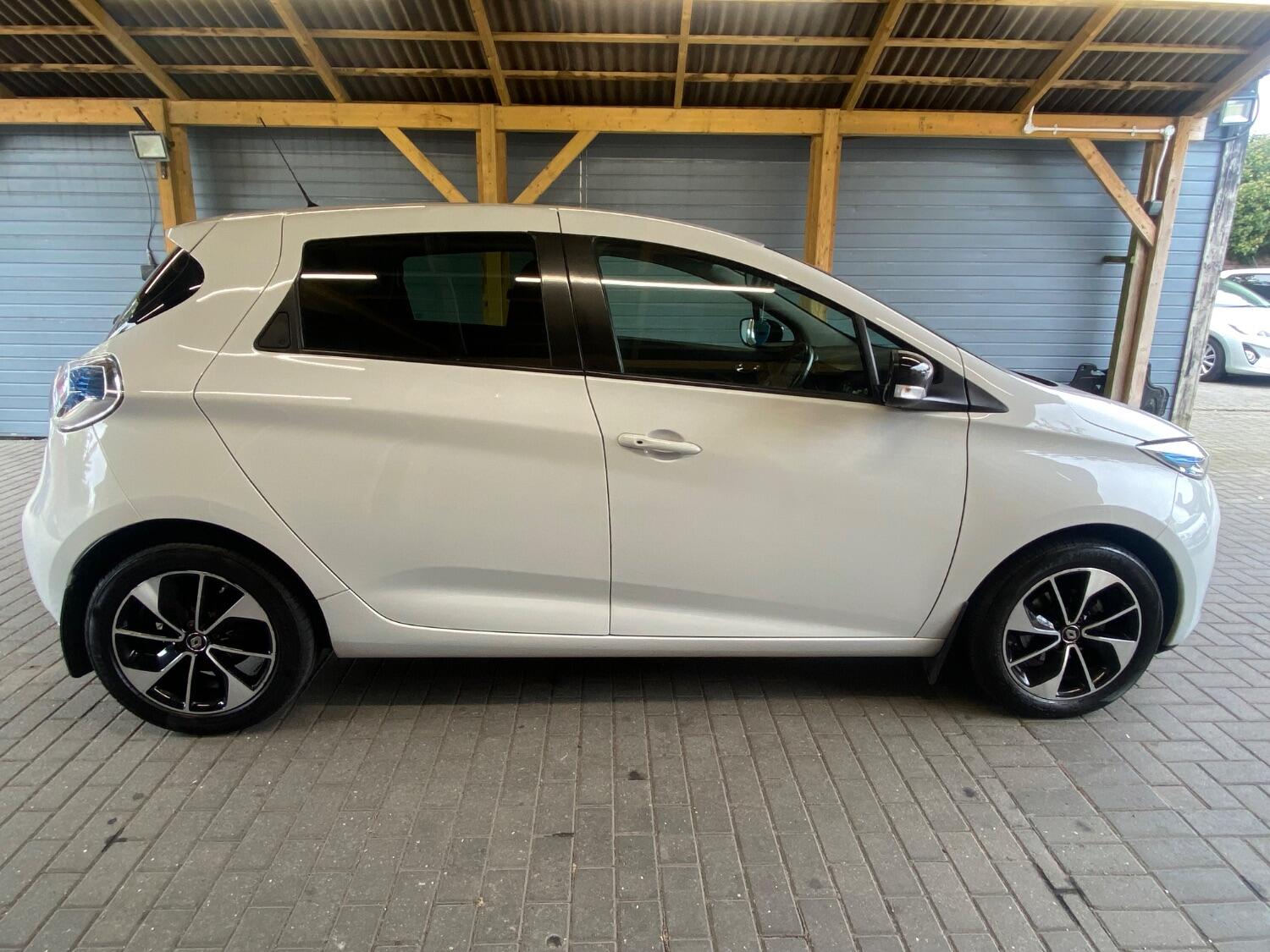 Used Renault Zoe 2019 for sale - 76177076: Photo 4