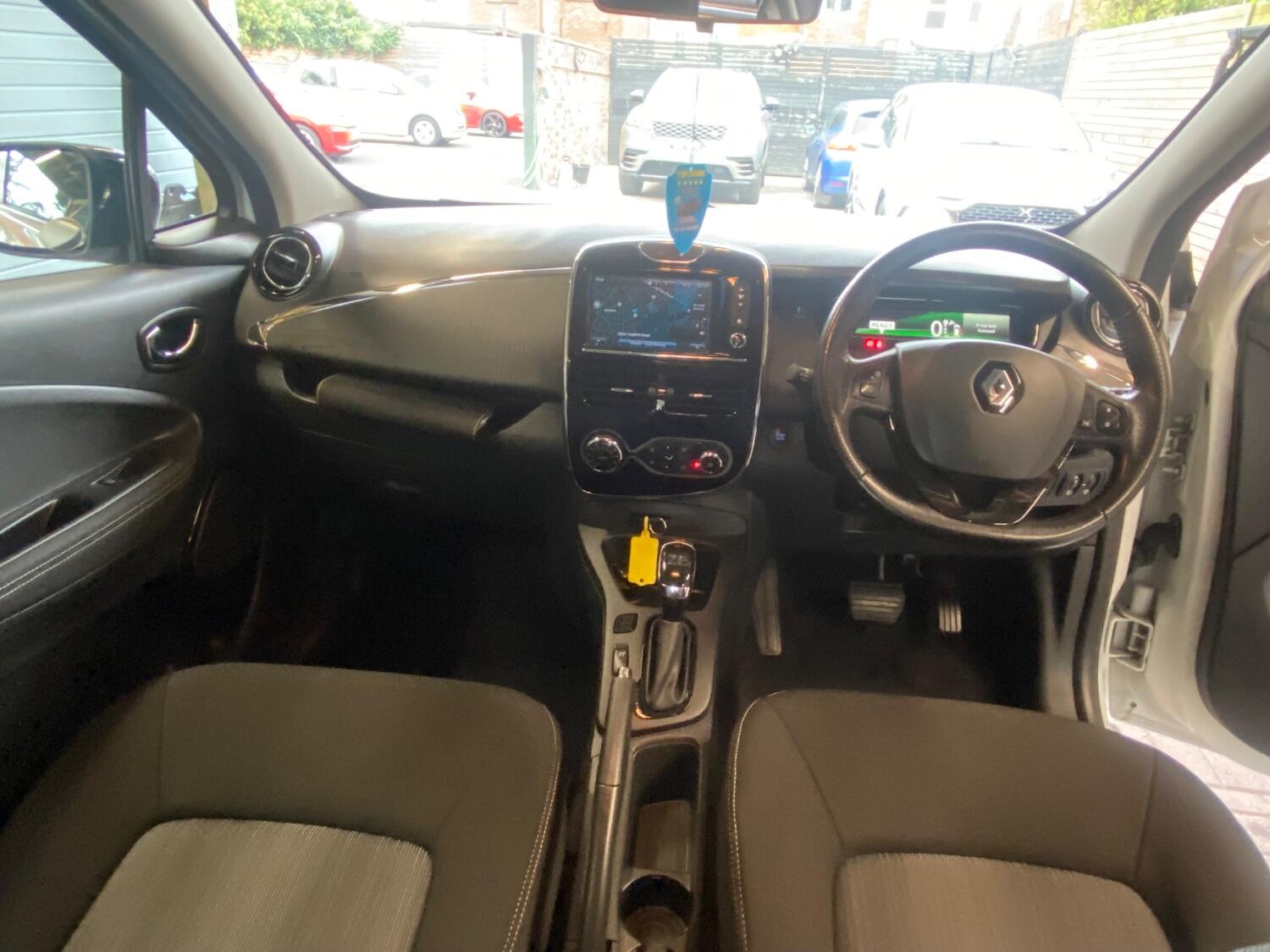 Used Renault Zoe 2019 for sale - 76177076: Photo 41