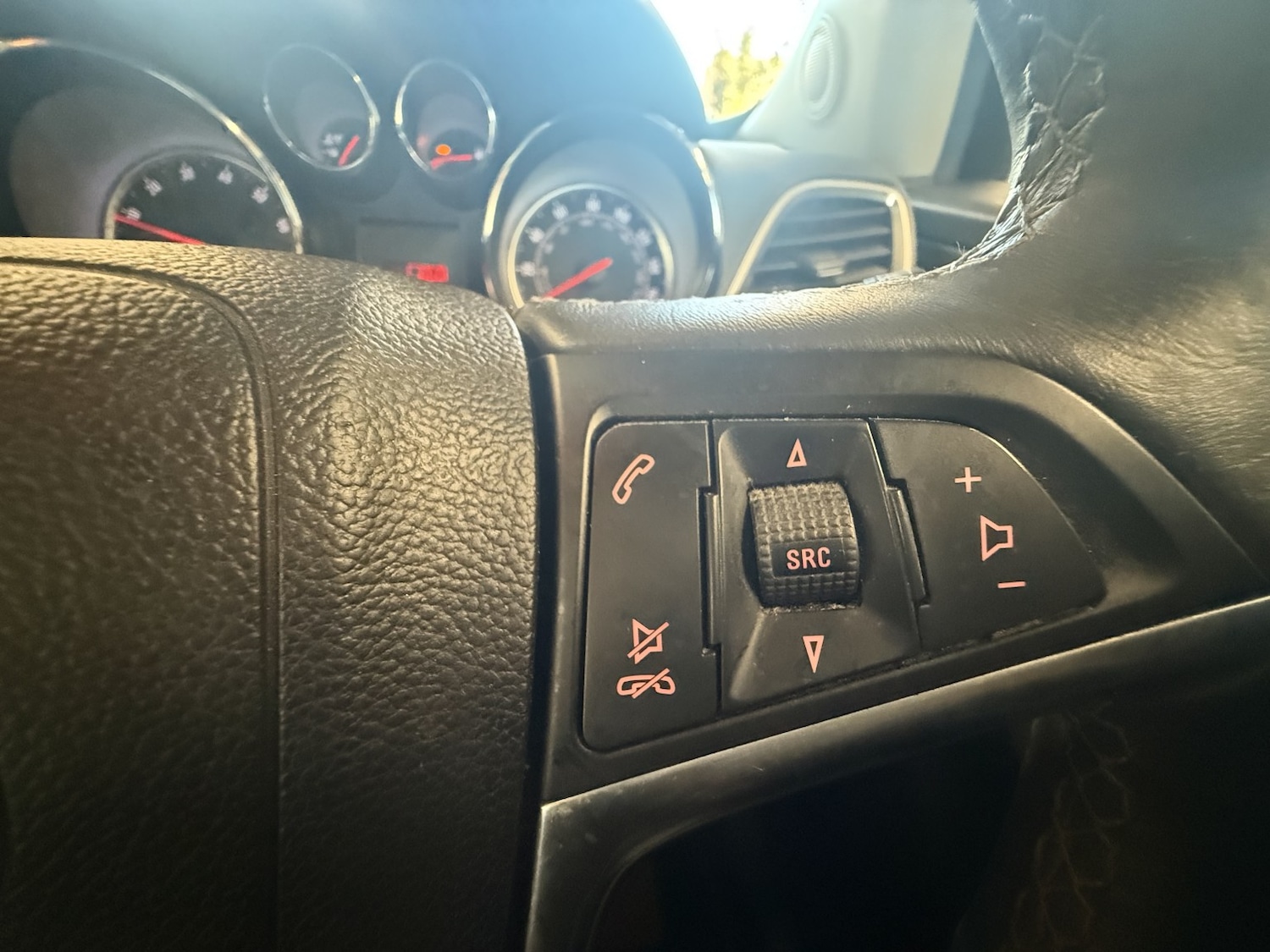 Used Vauxhall Mokka 2015 for sale - 76935341: Photo 19