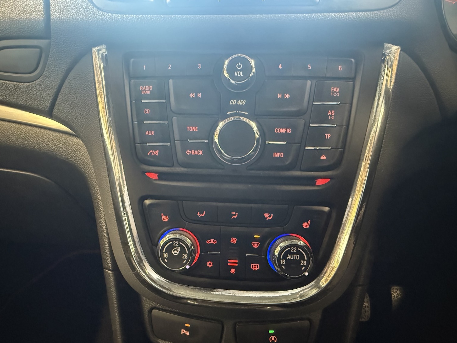 Used Vauxhall Mokka 2015 for sale - 76935341: Photo 24