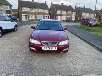 2001 (Y) - 2.0i VTEC SE Executive 4dr