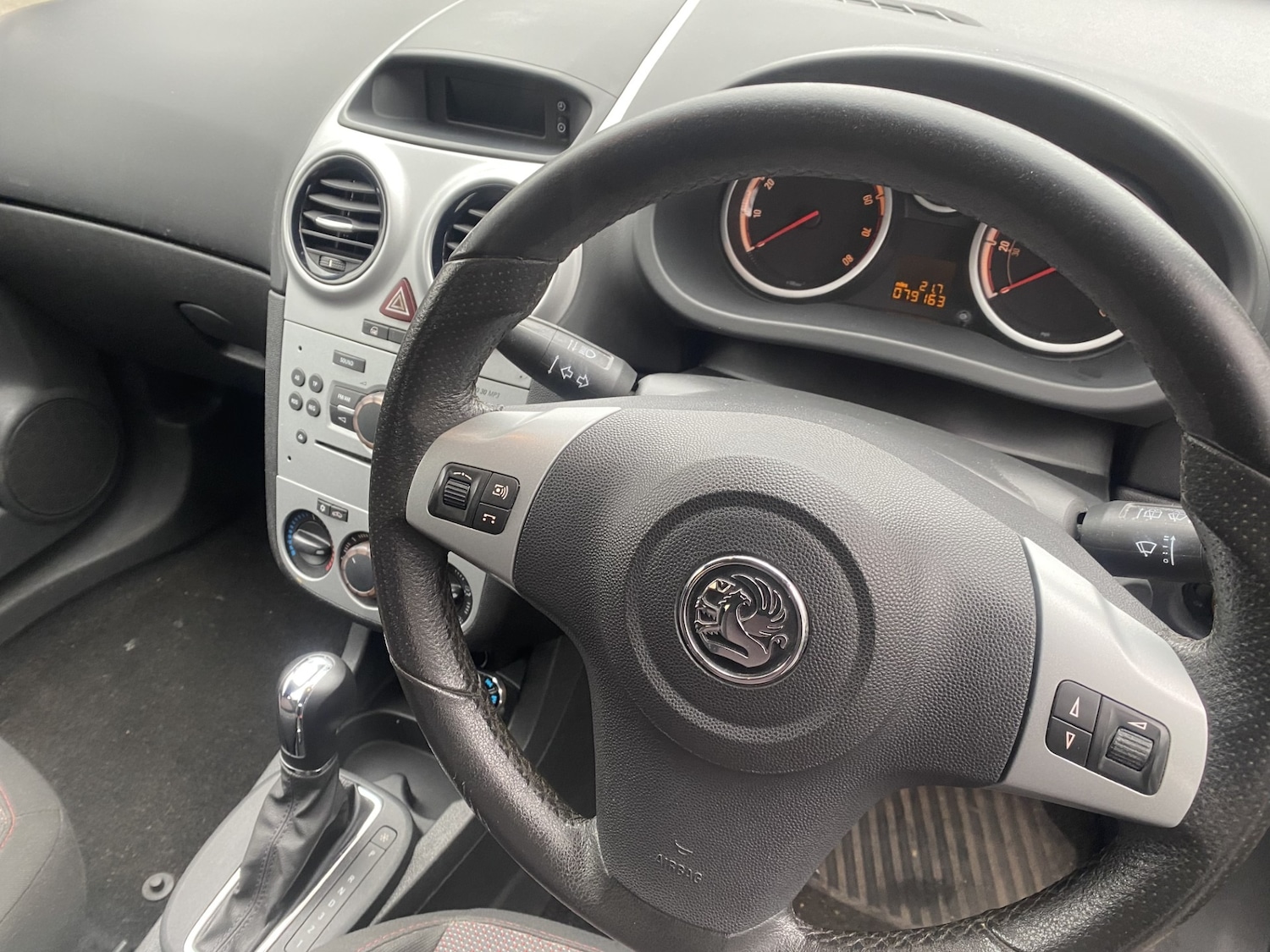 Used Vauxhall Corsa 2007 for sale - 76891651: Photo 9