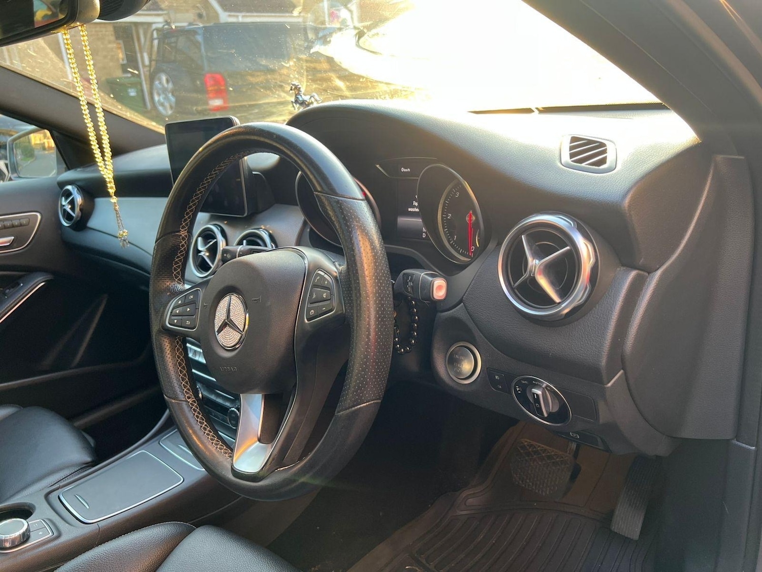 Used Mercedes-Benz GLA 2017 for sale - 76931333: Photo 11