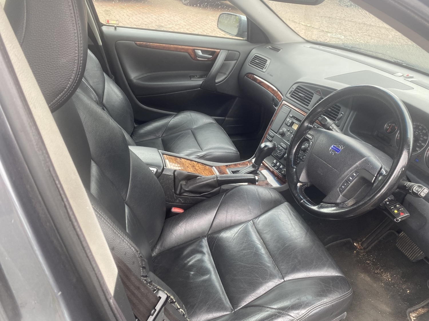Used Volvo V70 2004 for sale - 75469986: Photo 7