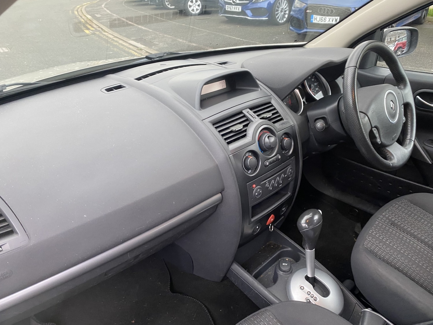 Used Renault Megane 2007 for sale - 77151363: Photo 12