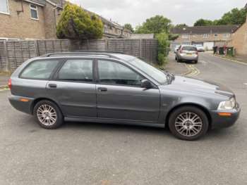 Used Volvo V40 2002 for sale - 74763835: Photo