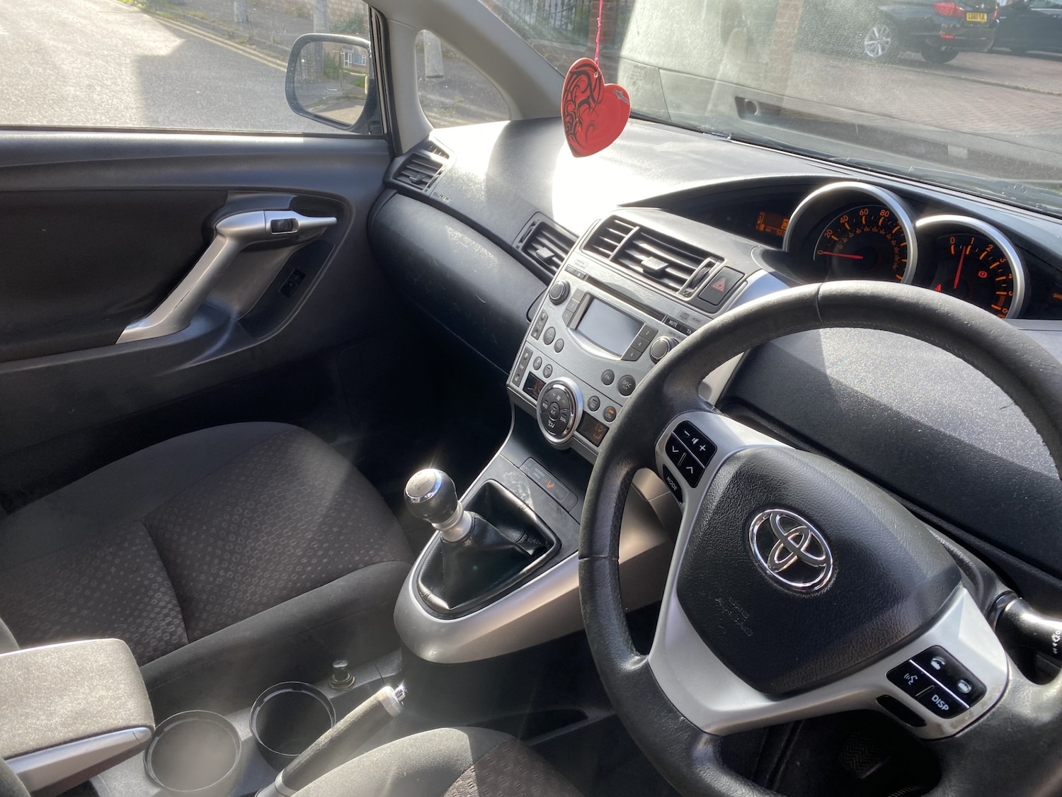 Used Toyota Verso 2011 for sale - 75982747: Photo 6