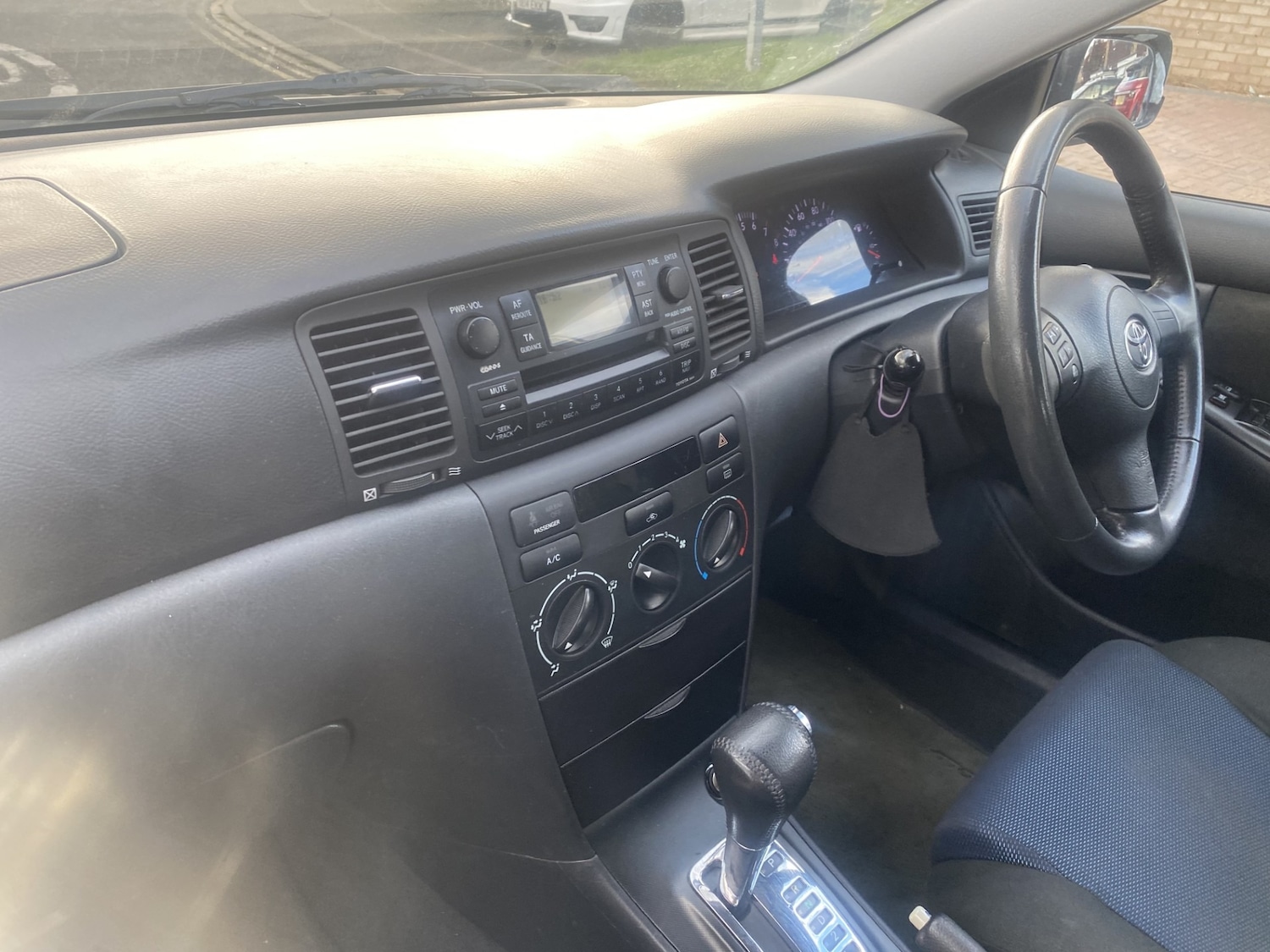 Used Toyota Corolla 2005 for sale - 76212171: Photo 8