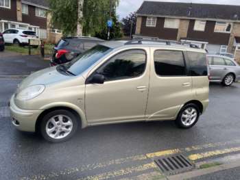 Used Toyota Yaris Verso 2004 for sale - 74896812: Photo