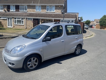 Used Toyota Yaris Verso 2005 for sale - 79151352: Photo