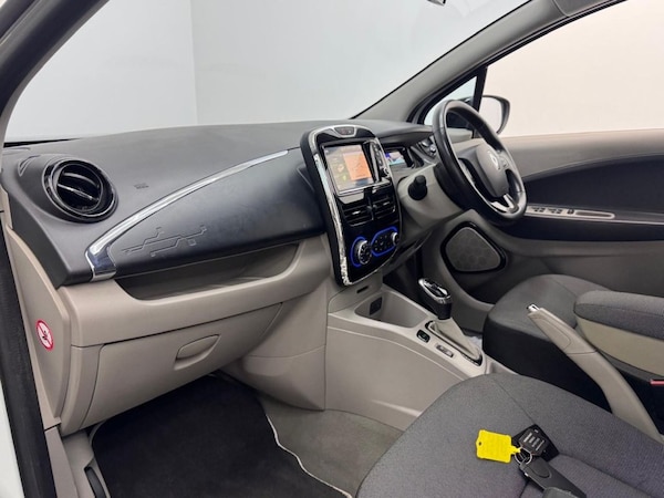 Used Renault Zoe 2014 for sale - 76333187: Photo 5