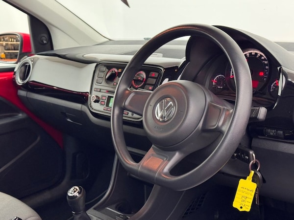 Used Volkswagen up! 2014 for sale - 76333180: Photo 15