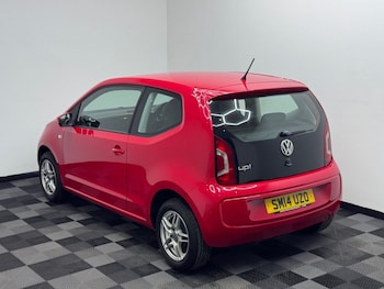 Used Volkswagen up! 2014 for sale - 76333180: Photo 2