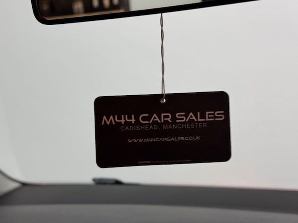 Used Volkswagen up! 2014 for sale - 76333180: Photo 31