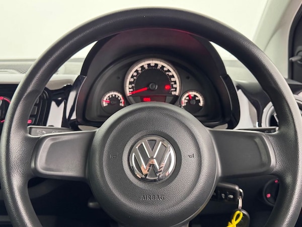 Used Volkswagen up! 2014 for sale - 76333180: Photo 34