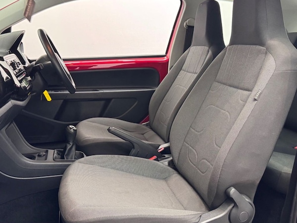 Used Volkswagen up! 2014 for sale - 76333180: Photo 5