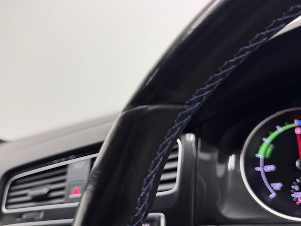 Used Volkswagen Golf 2015 for sale - 76333336: Photo 29