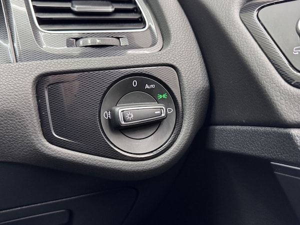 Used Volkswagen Golf 2015 for sale - 76333336: Photo 30