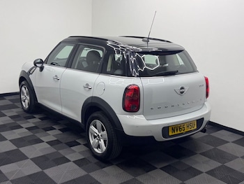 Used MINI Countryman 2015 for sale - 76266816: Photo 2