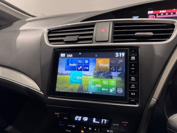 Used Honda Civic 2015 for sale - 76235338: Photo 10