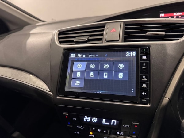 Used Honda Civic 2015 for sale - 76235338: Photo 12