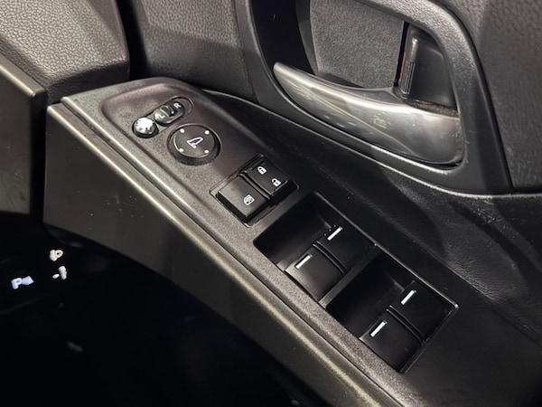 Used Honda Civic 2015 for sale - 76235338: Photo 27