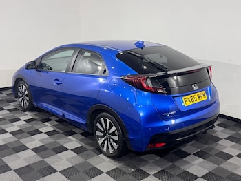Used Honda Civic 2015 for sale - 76235338: Photo 2