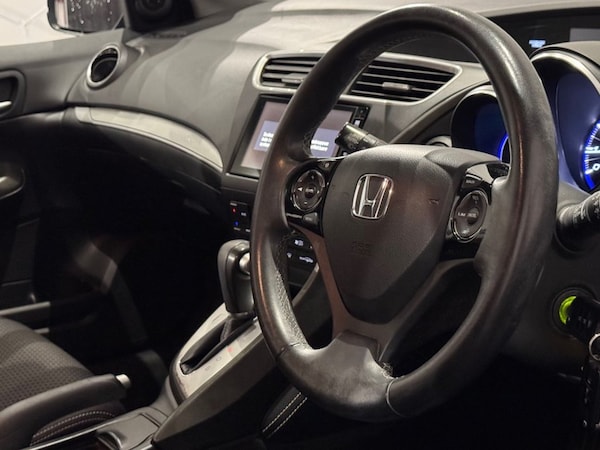Used Honda Civic 2015 for sale - 76235338: Photo 46