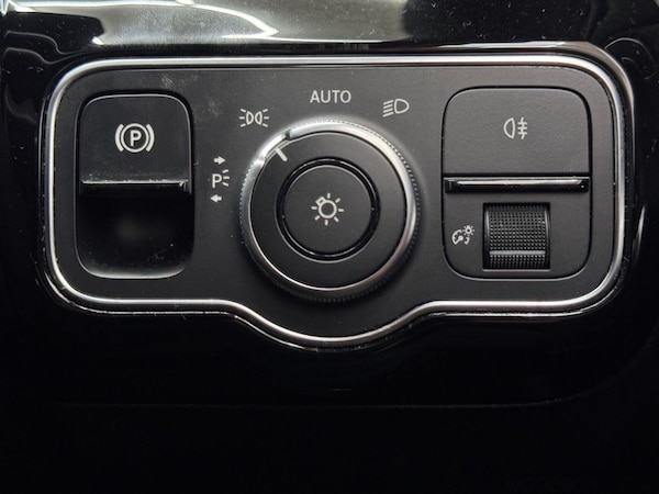 Used Mercedes-Benz A-Class 2019 for sale - 76266648: Photo 38