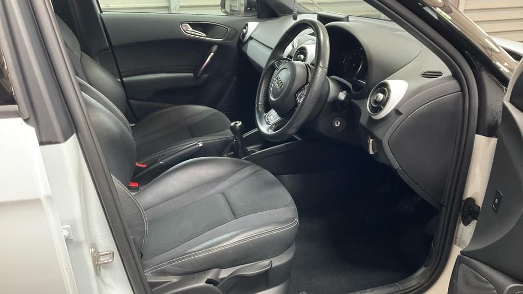 Used Audi A1 2015 for sale - 76406561: Photo 5