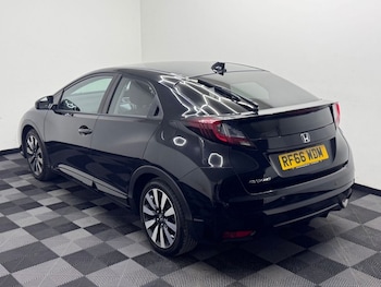 Used Honda Civic 2016 for sale - 76039620: Photo
