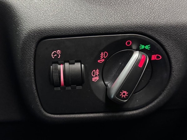 Used Audi A1 2015 for sale - 76333412: Photo 17