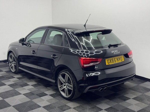 Used Audi A1 2015 for sale - 76333412: Photo 2