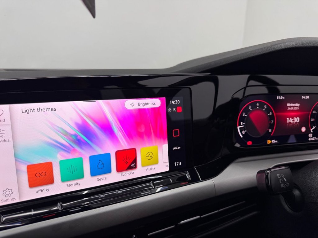 Used Volkswagen Golf 2021 for sale - 76416891: Photo 38