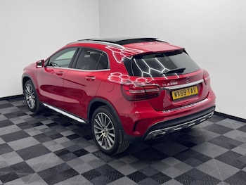 Used Mercedes-Benz GLA 2019 for sale - 76039630: Photo