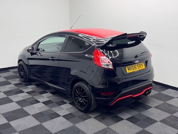 Used Ford Fiesta 2016 for sale - 76039287: Photo