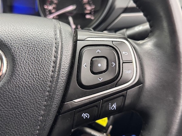 Used Toyota Avensis 2017 for sale - 76291372: Photo 19
