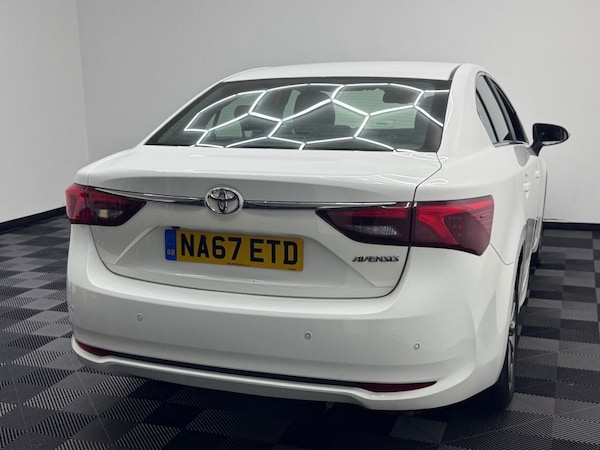 Used Toyota Avensis 2017 for sale - 76291372: Photo 29